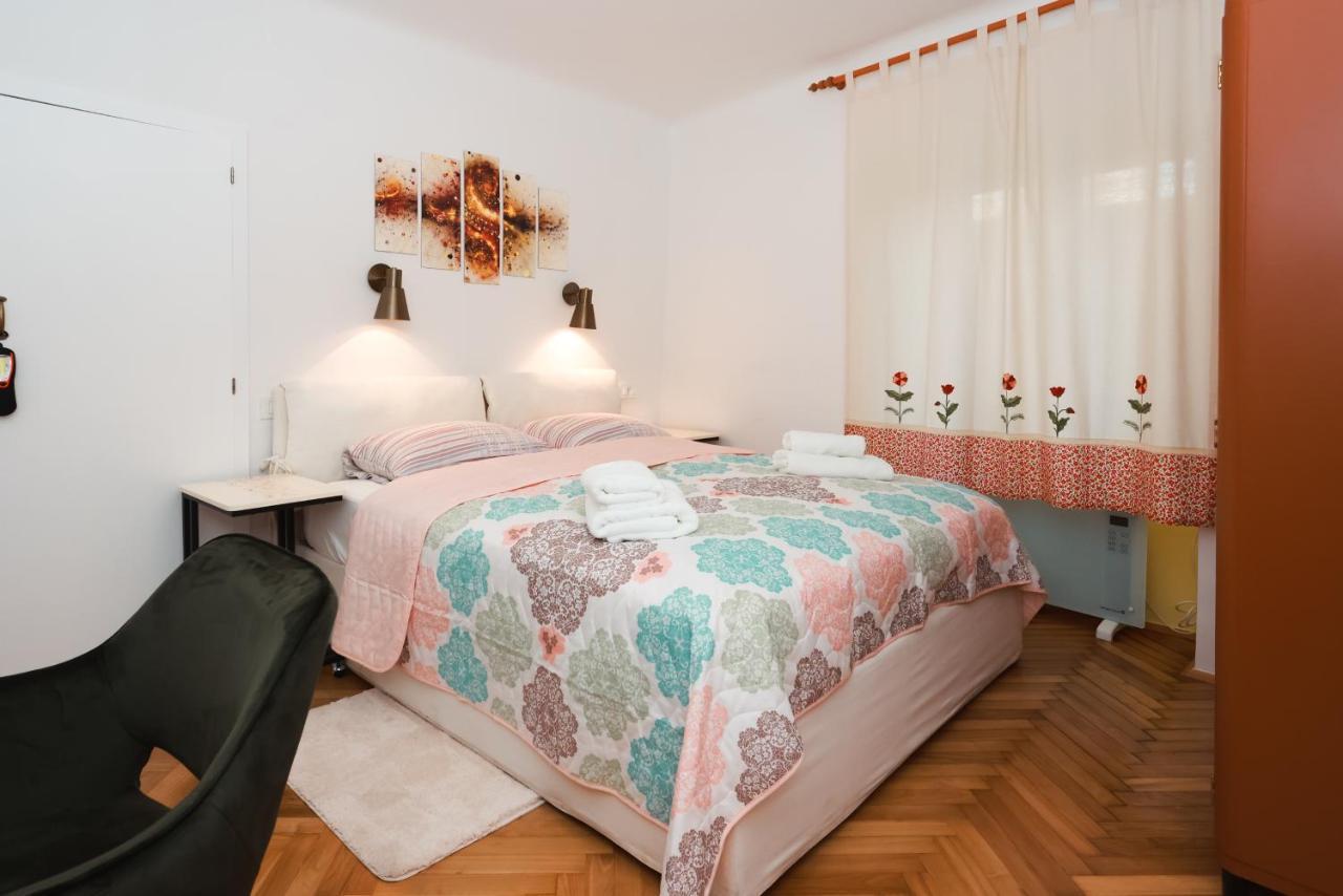 Apartmani Nad Voltun 카스타브 외부 사진