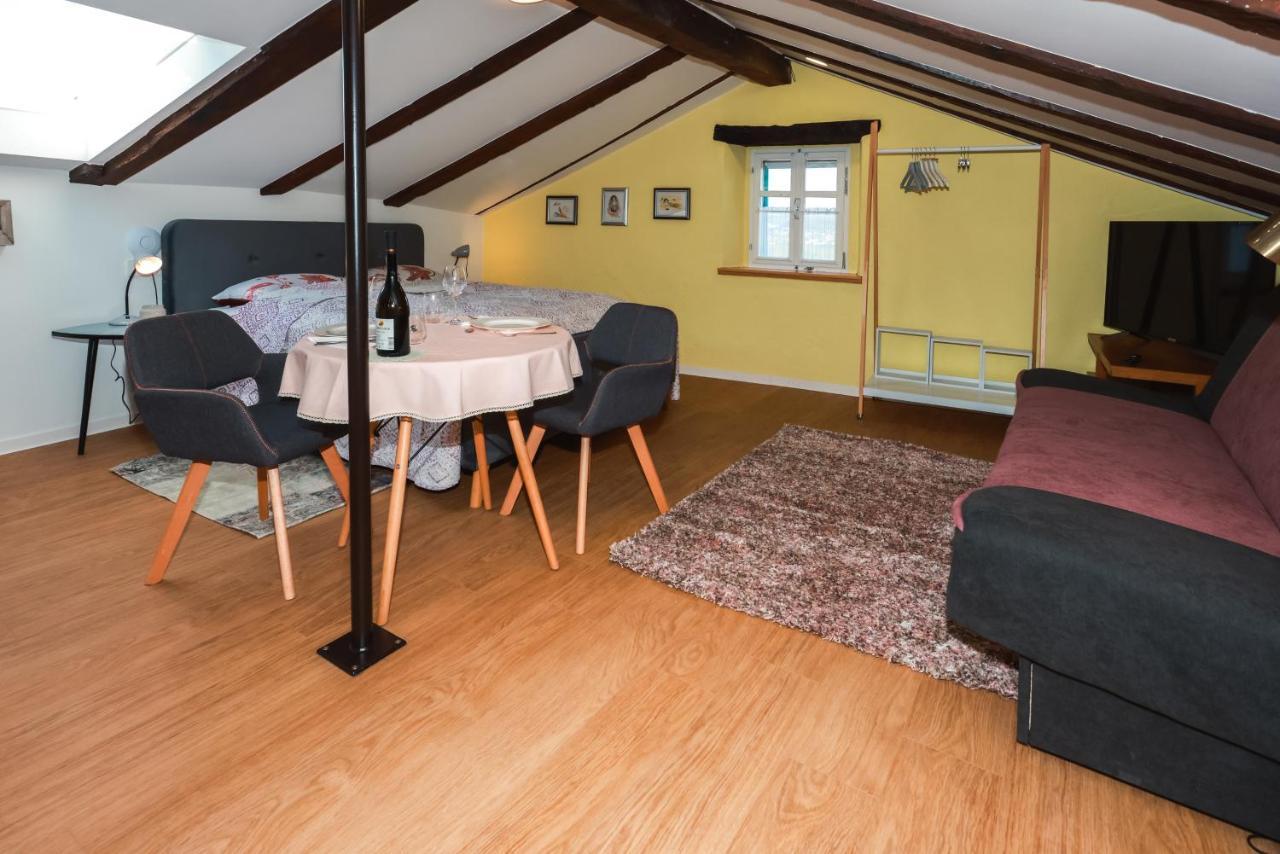 Apartmani Nad Voltun 카스타브 외부 사진